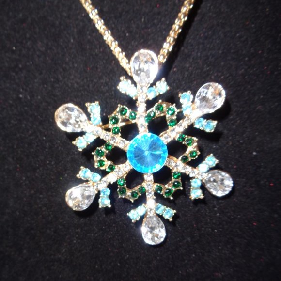 BLUE Crystal Snowflake NECKLACE OR PIN - Picture 3 of 4